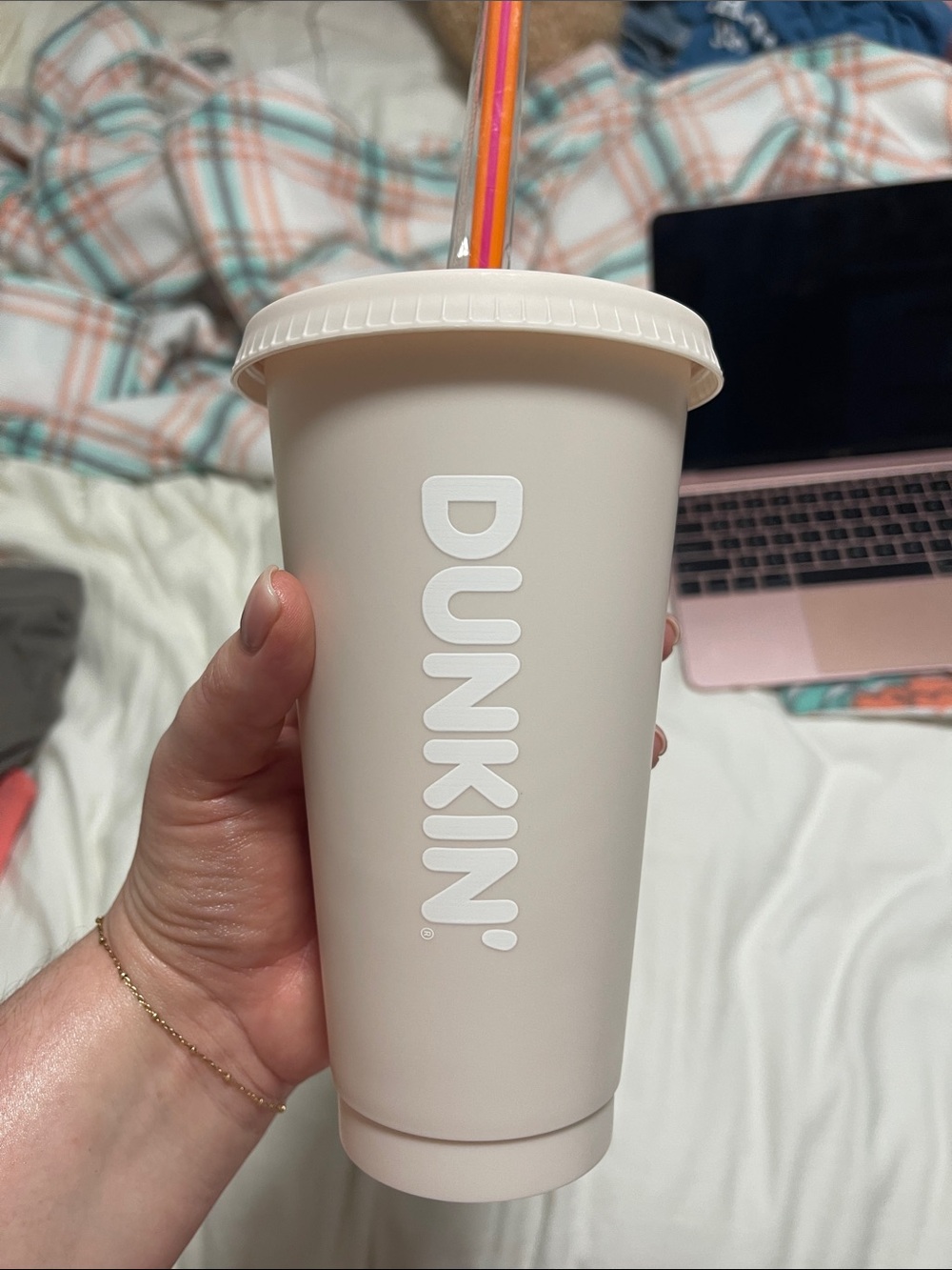 Dunkin x Parke plastic tumbler - Picture 3 of 5